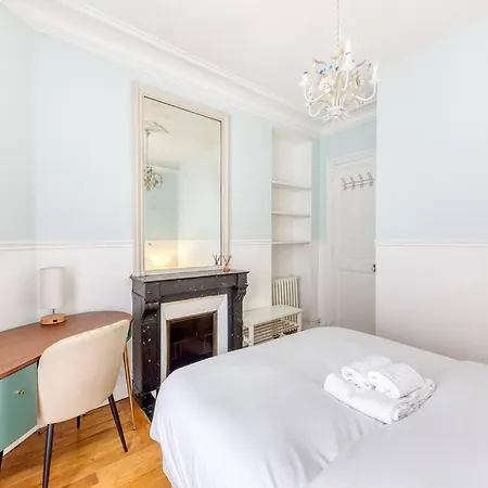 Amazing Sacre-coeur Apartment Paris