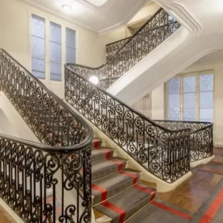 Amazing Sacre-coeur Apartment